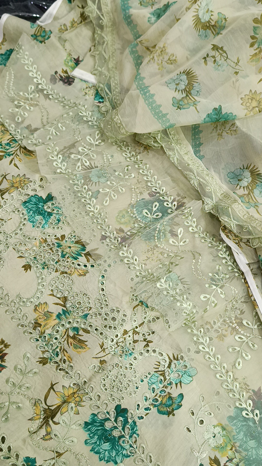 3pc shaista pista lawn