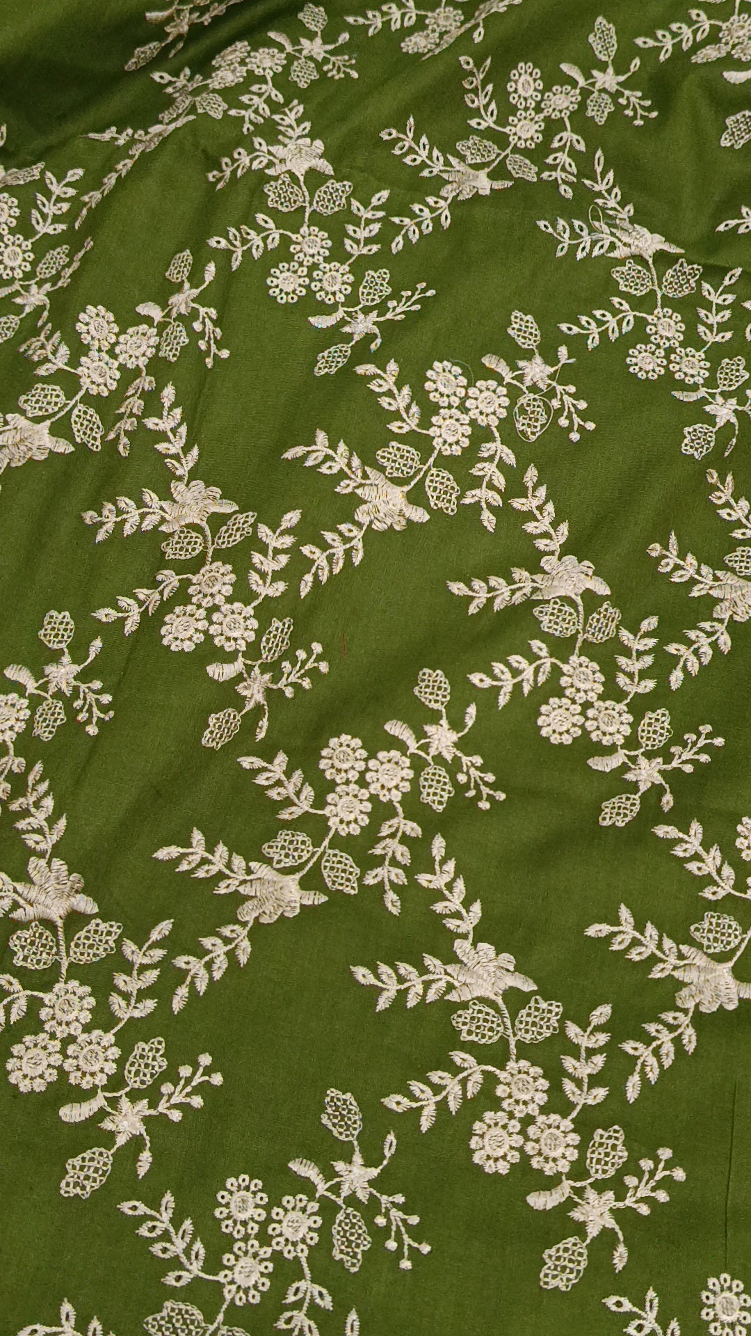 2pc Abeer mehndi lawn