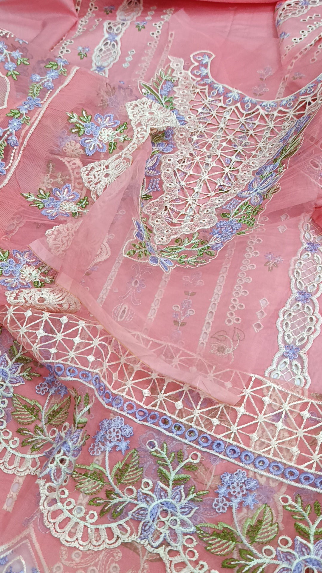 3pc Akbar Aslam powder pink lawn