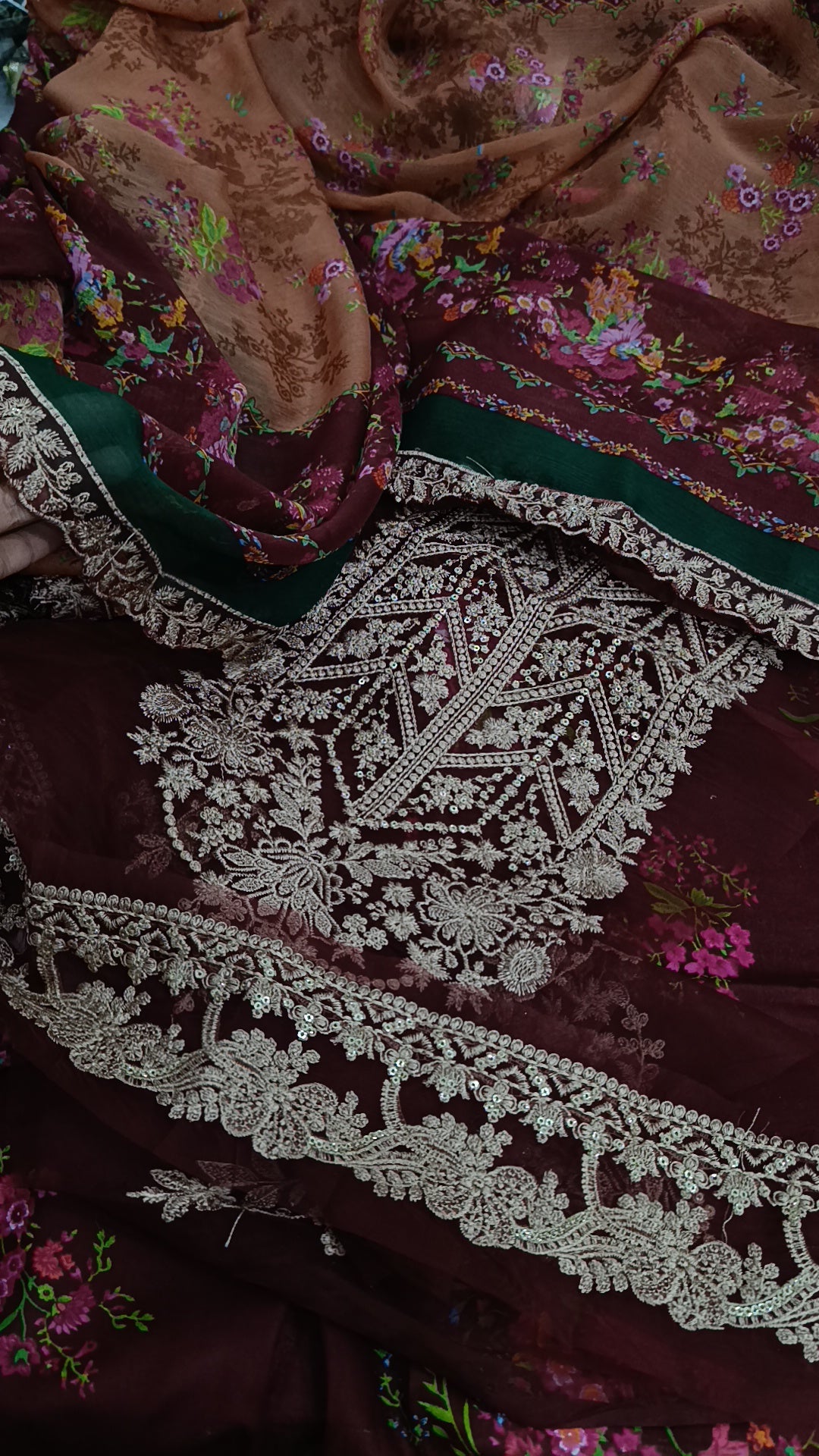 3pc baroque contrast lawn maroon