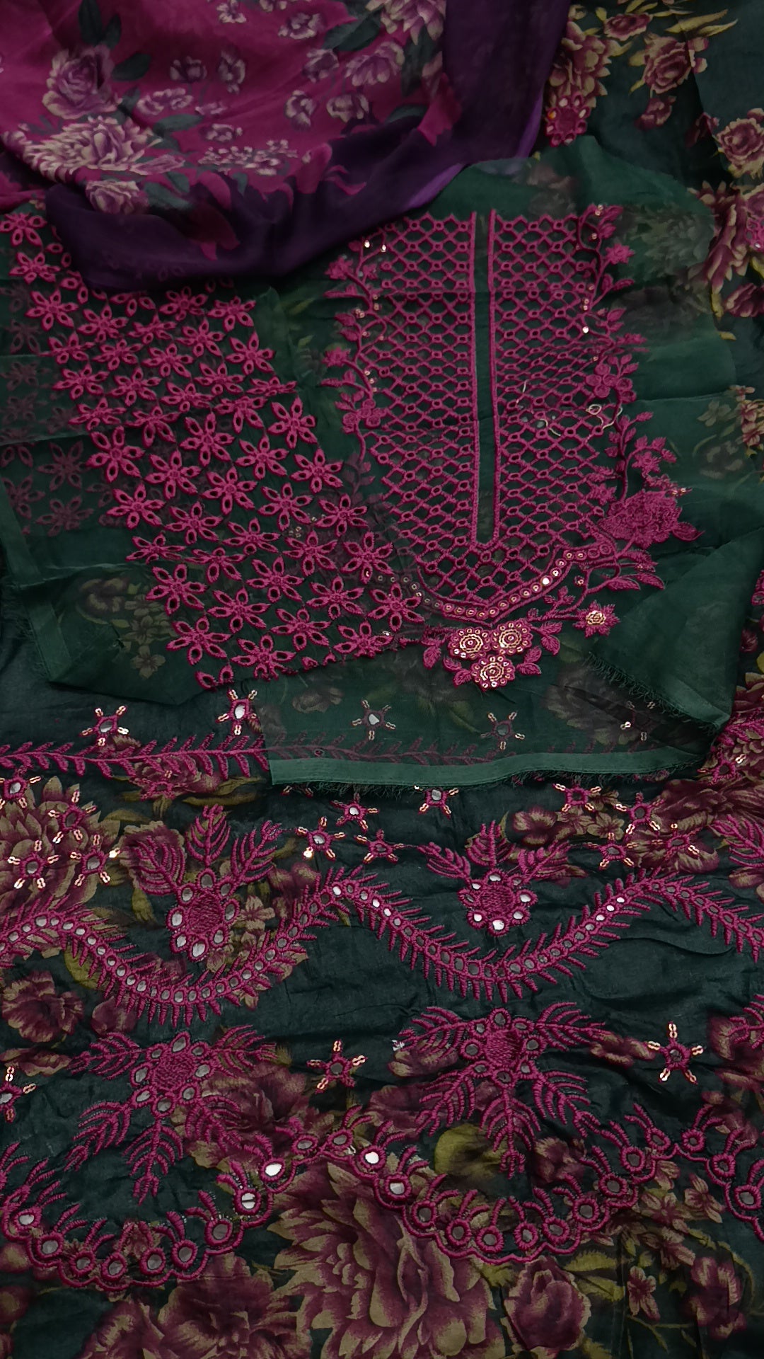 3pc iznik chunri lawn