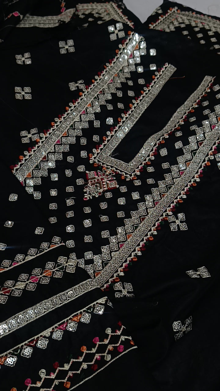 2pc sequence Farshi black lawn