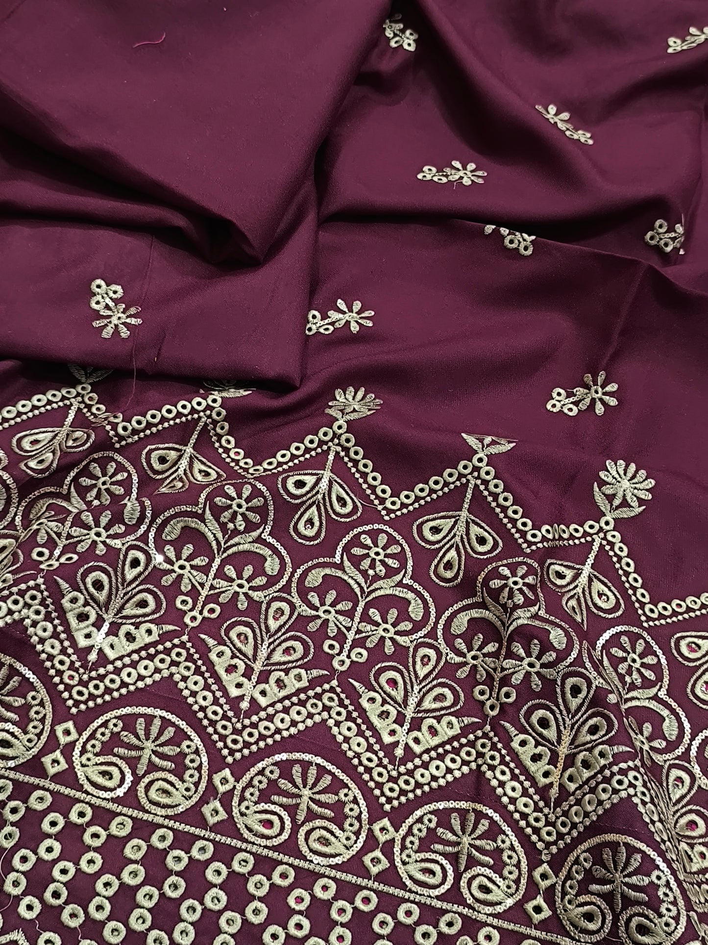 Elegant 3PC Dhanak Embroidered Suit for Women STRUCK MAROON