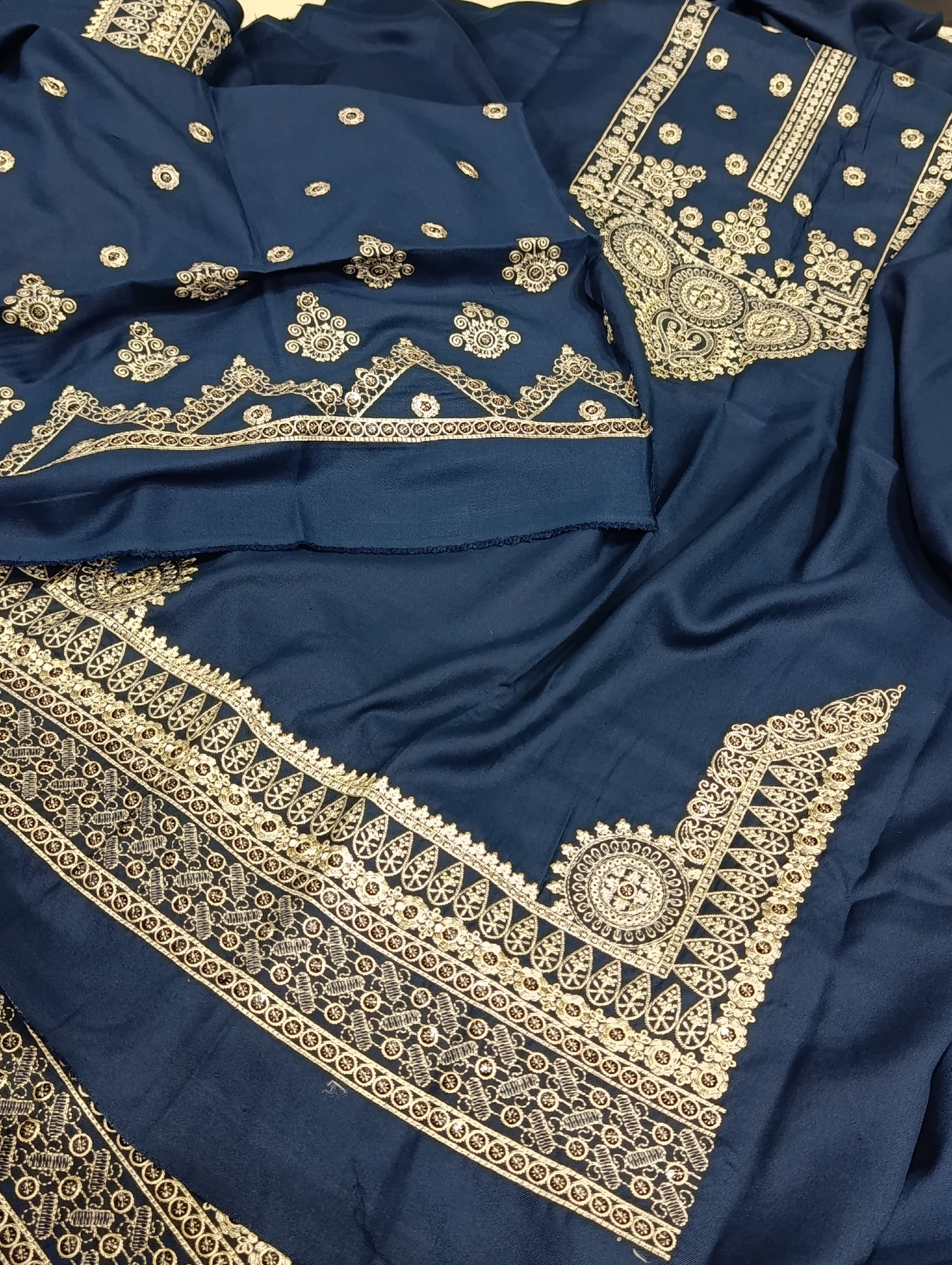 2PC WINTER NAYAB ZINK
