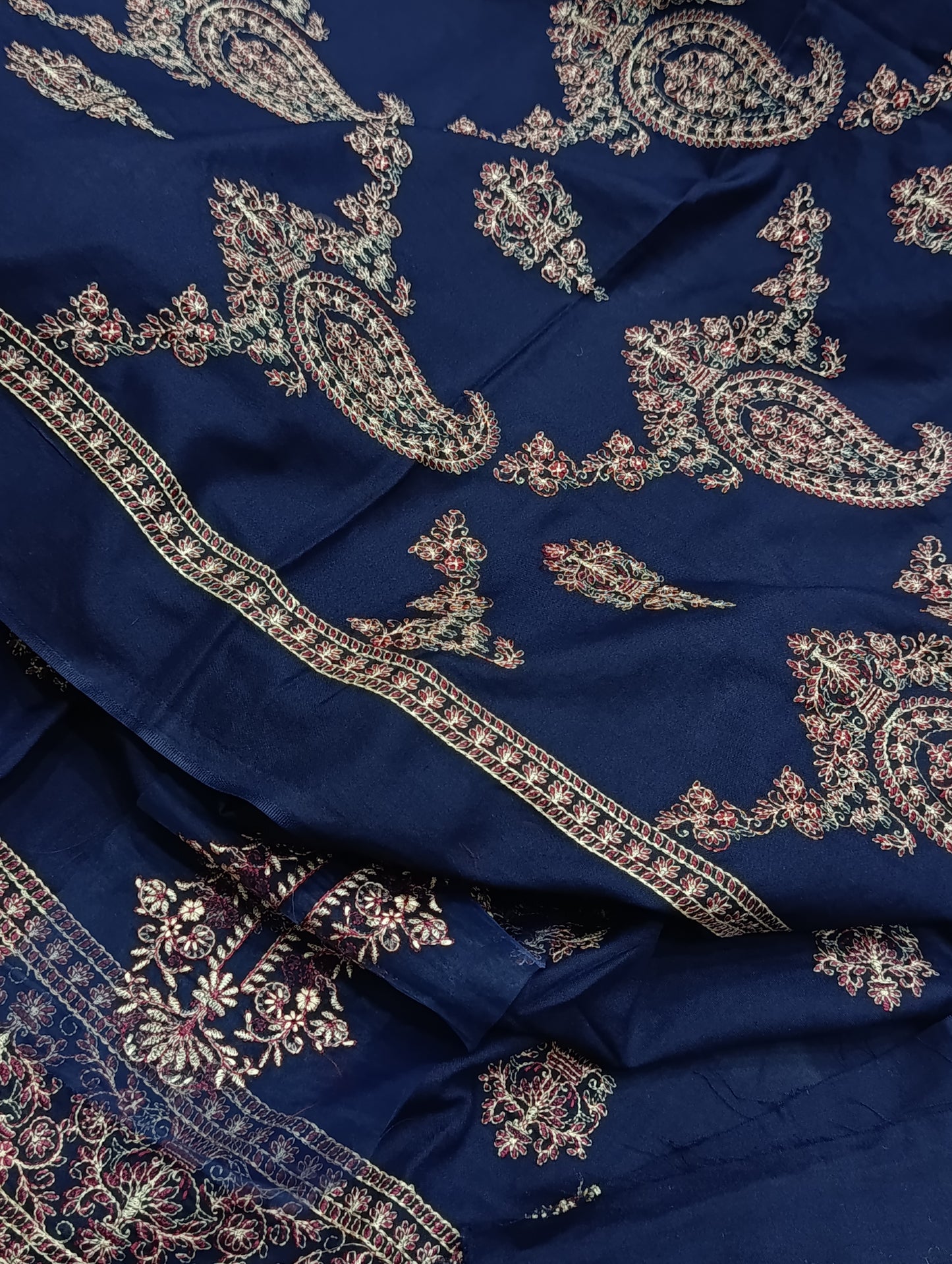 3PC HEAVY EMBROIDRY SHAWL SET PAAN JAAL NAVY BLUE