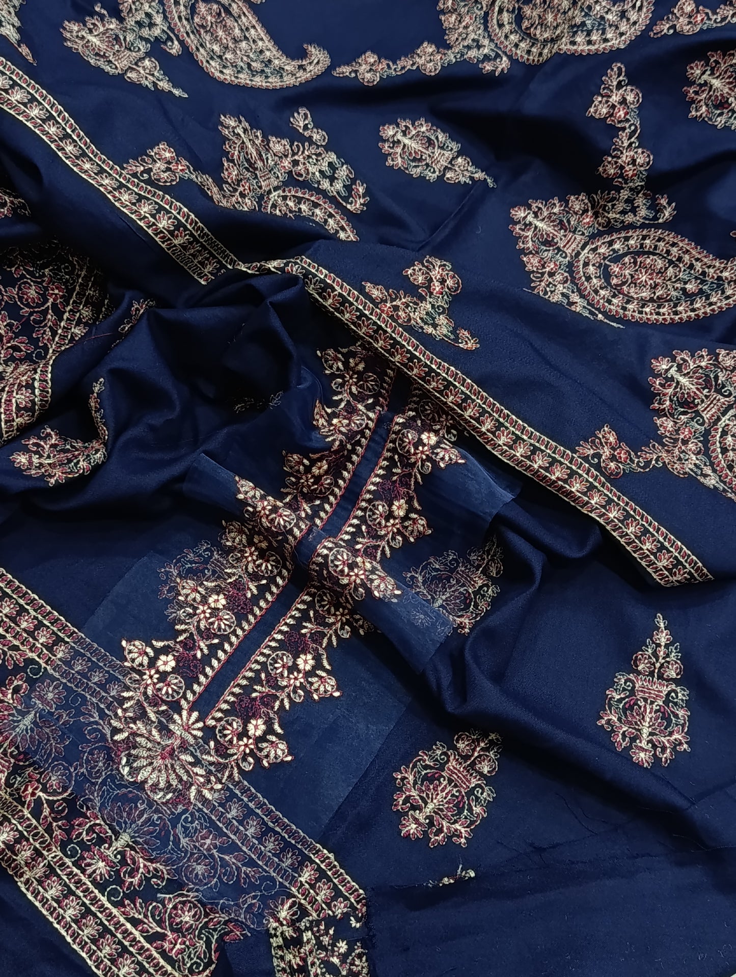 3PC HEAVY EMBROIDRY SHAWL SET PAAN JAAL NAVY BLUE