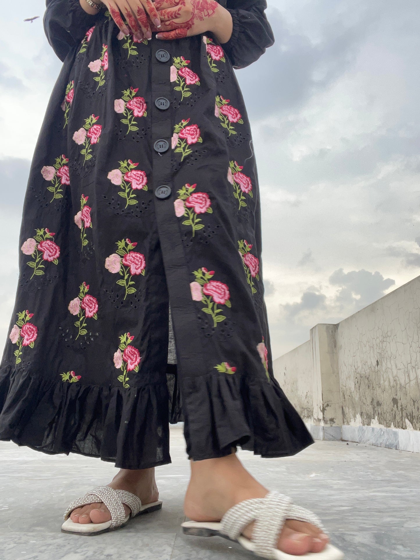 Winter Unstitched 2-Piece Embroidered Dhanak Suit β Heavy Front Embroidery & Plain Trouser