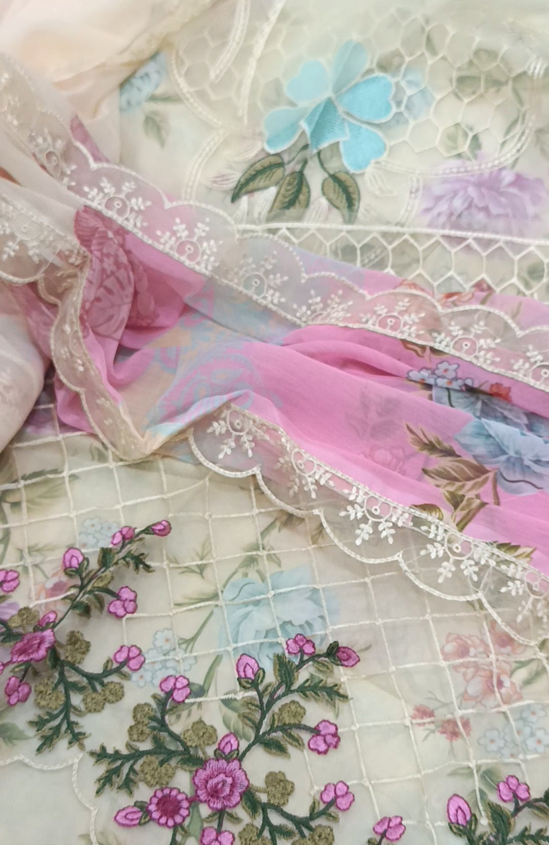 3pc Raazi lawn