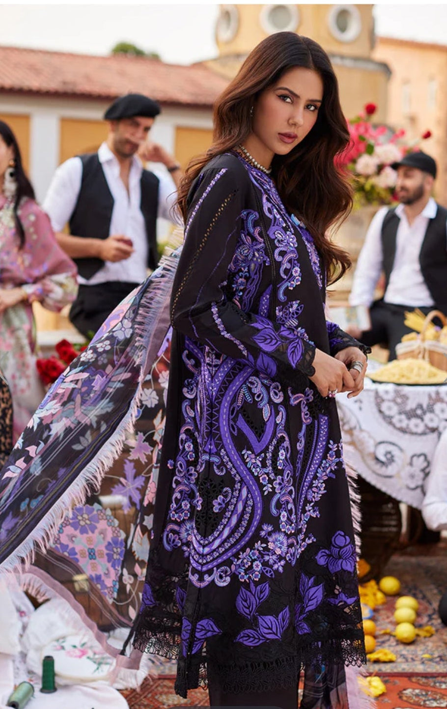 3pc sonam bajwa black mushq lawn