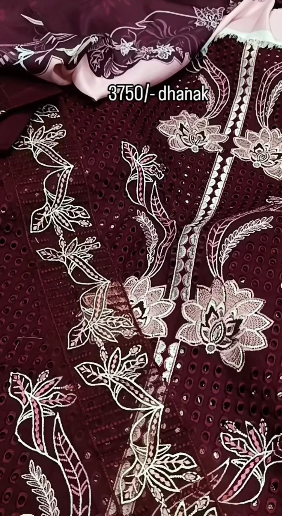 3pc Mahira mehroon dhnakh