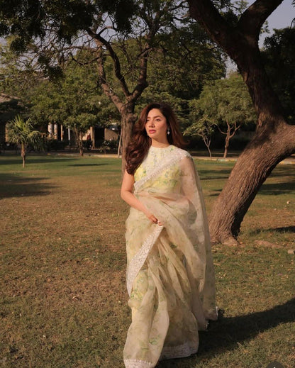 Mahira Khan saree silk Ethnic