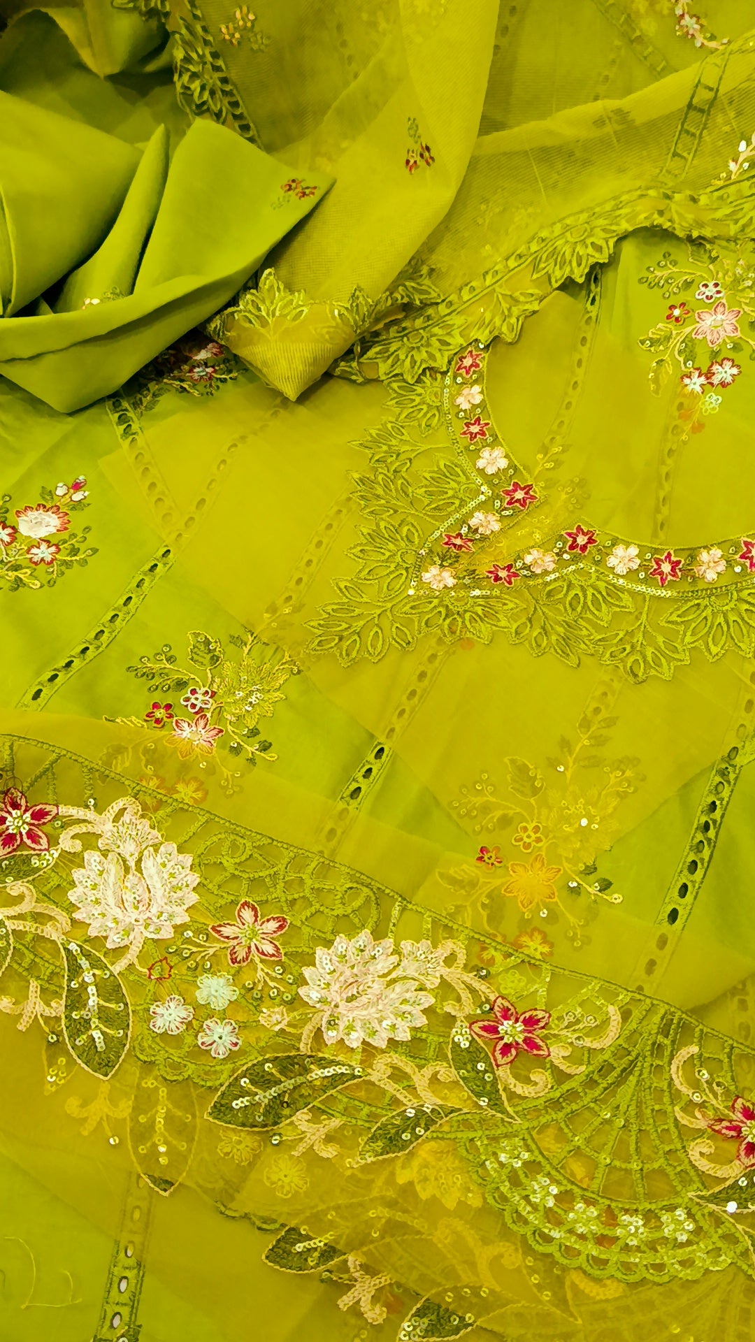 3pc lawn Dhani eman