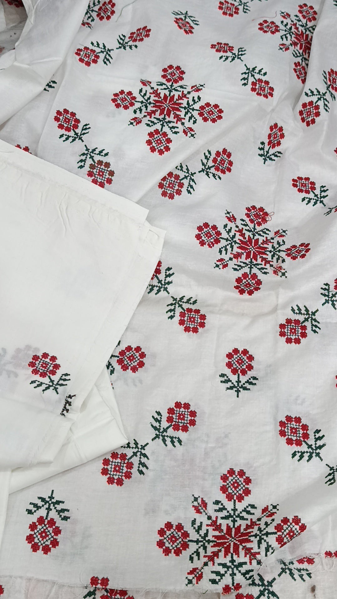 2pc cross stitch white lawn