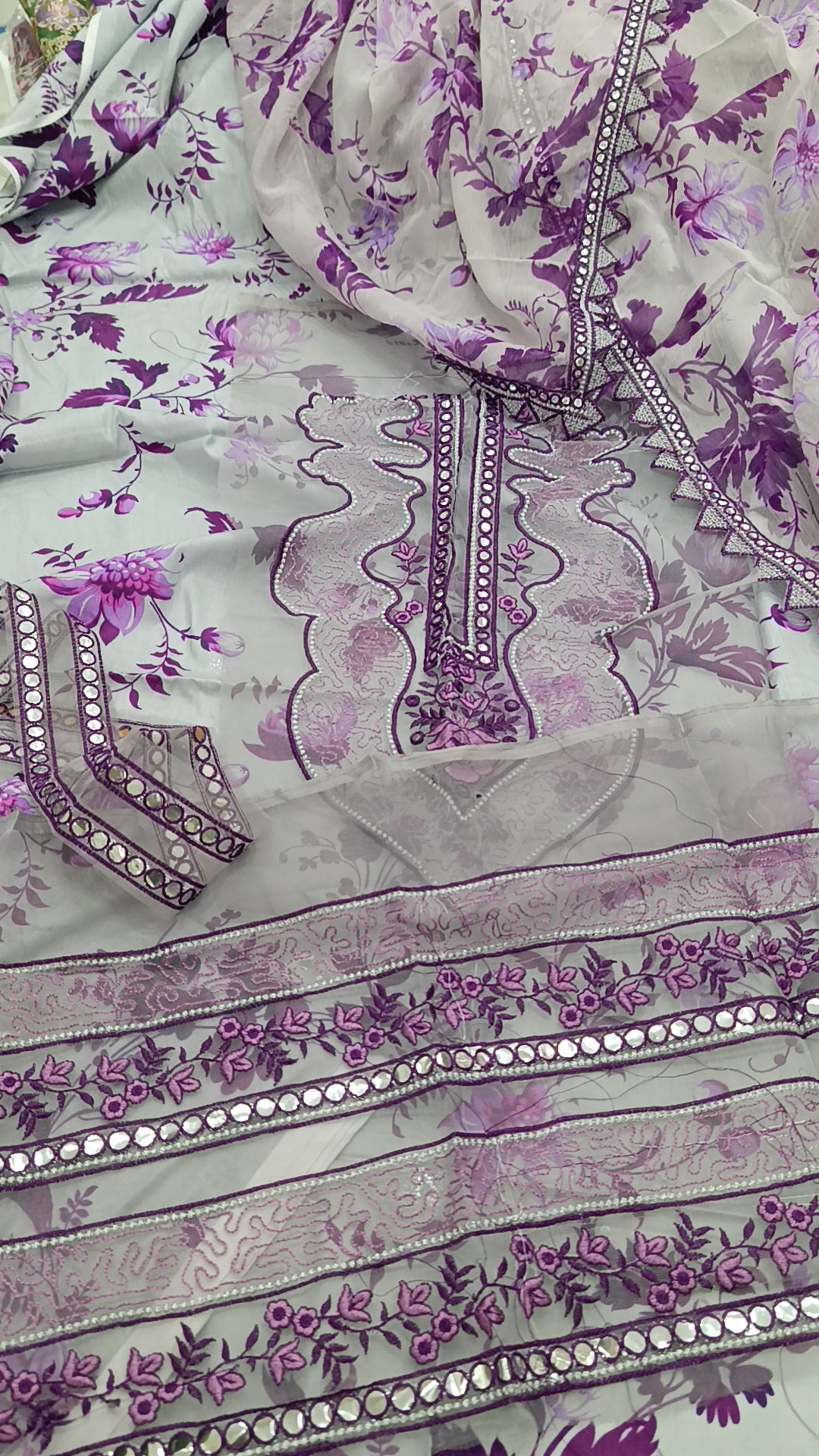 Aneelas lilac lawn 3pc