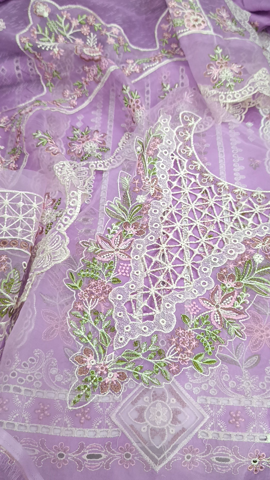 3pc Akbar Aslam lilac lawn