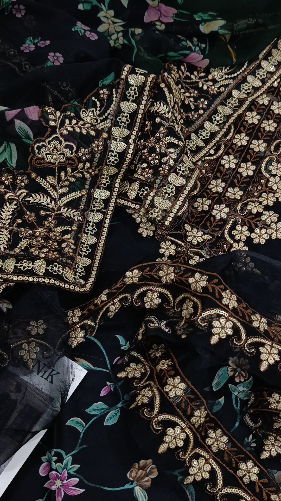 3pc iznik black kanwal lawn