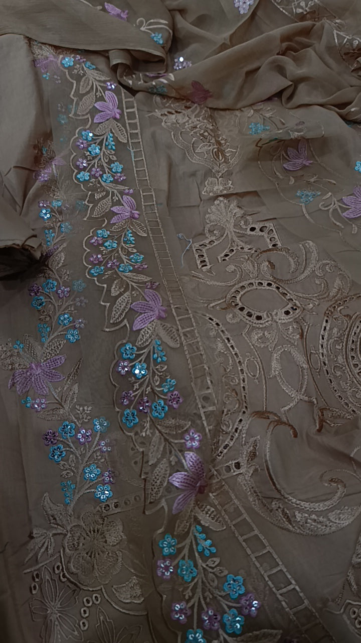 3pc emaan skinish brown lawn