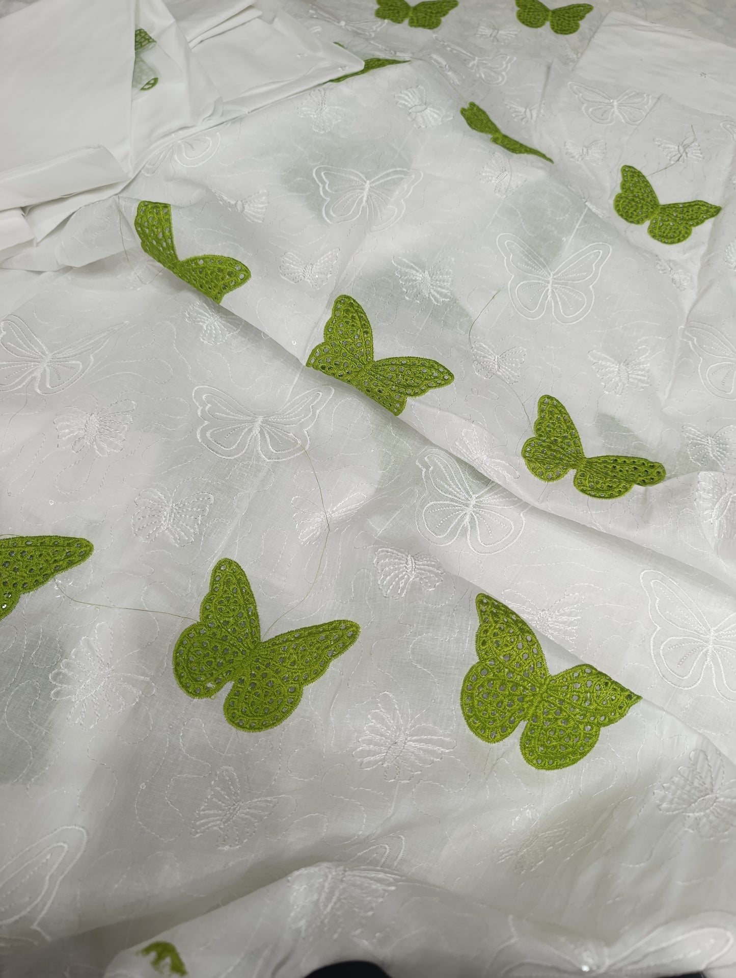 2pc Dhani white titliiii lawn