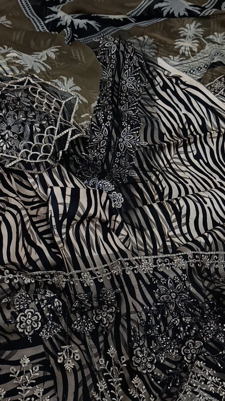 3pc tiger black lawn