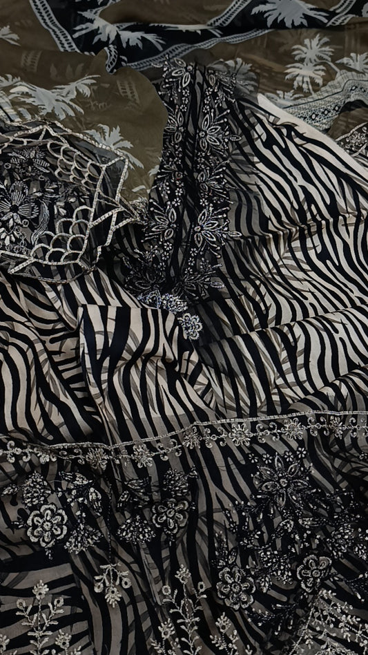 3pc tiger black lawn