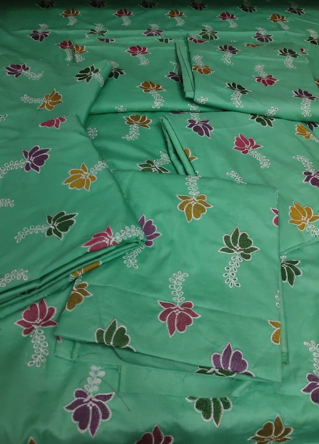 2pc tulips pista lawn