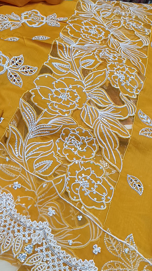 2pc iconic mustard lawn