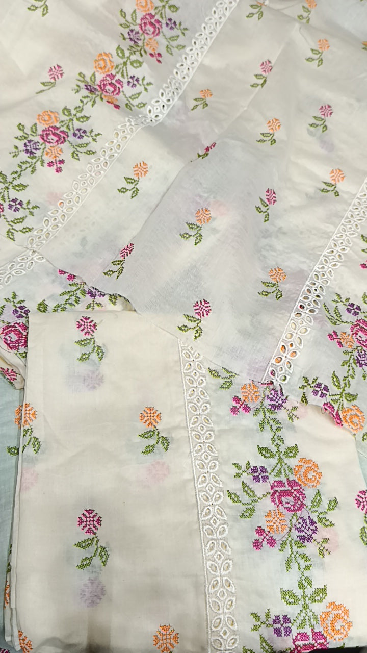 2pc berry off white lawn
