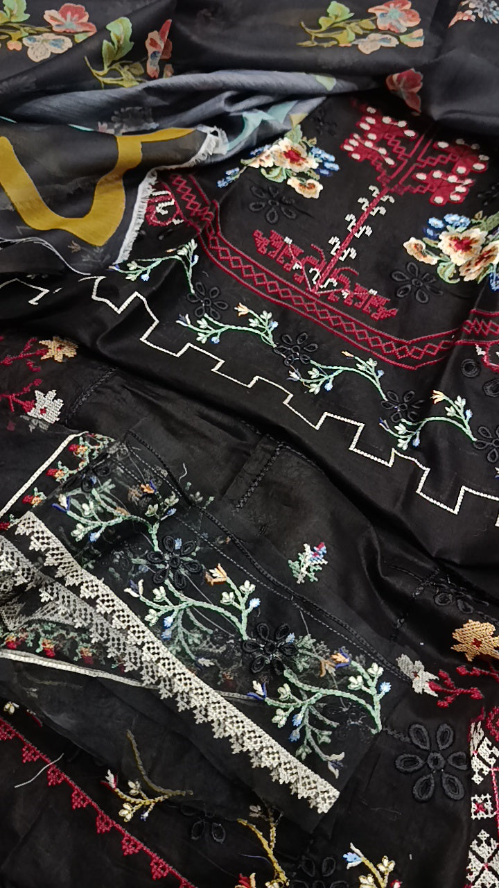 3pc black flora lawn emb