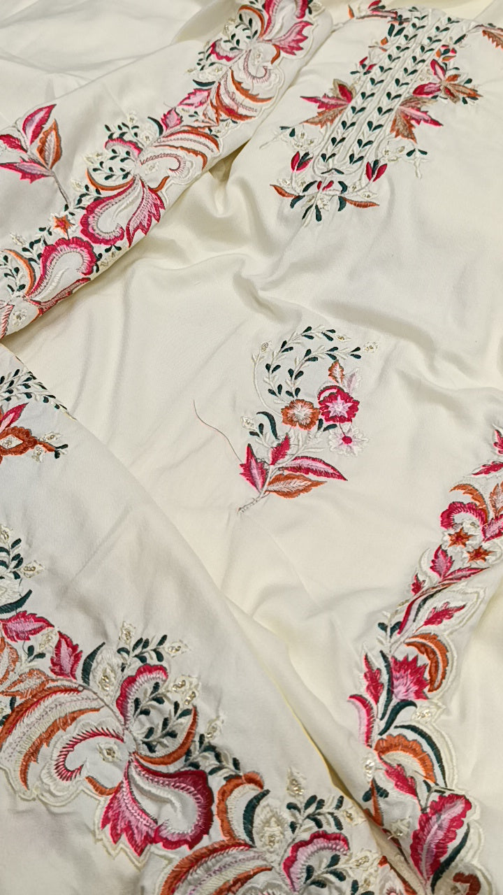 2pc off white aura dhankh