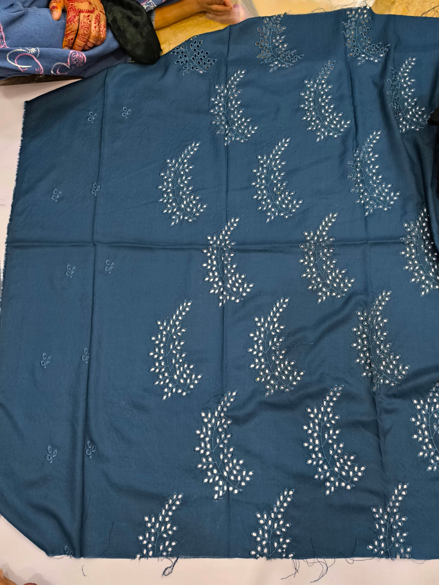 2PC Heavy Embroidered CHIKEKEN KARI PATTI ZINK 11H