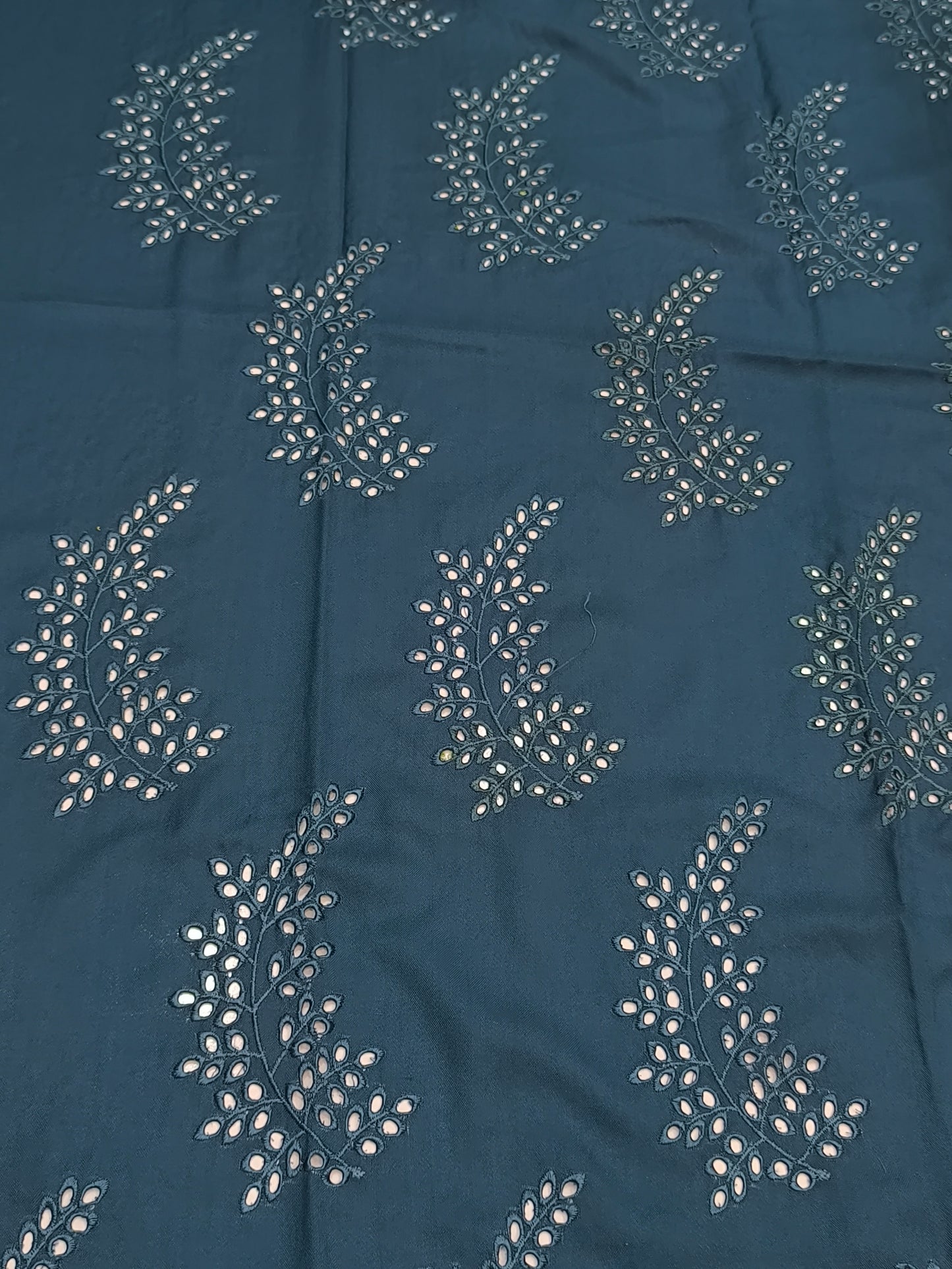 2PC Heavy Embroidered CHIKEKEN KARI PATTI ZINK 11H