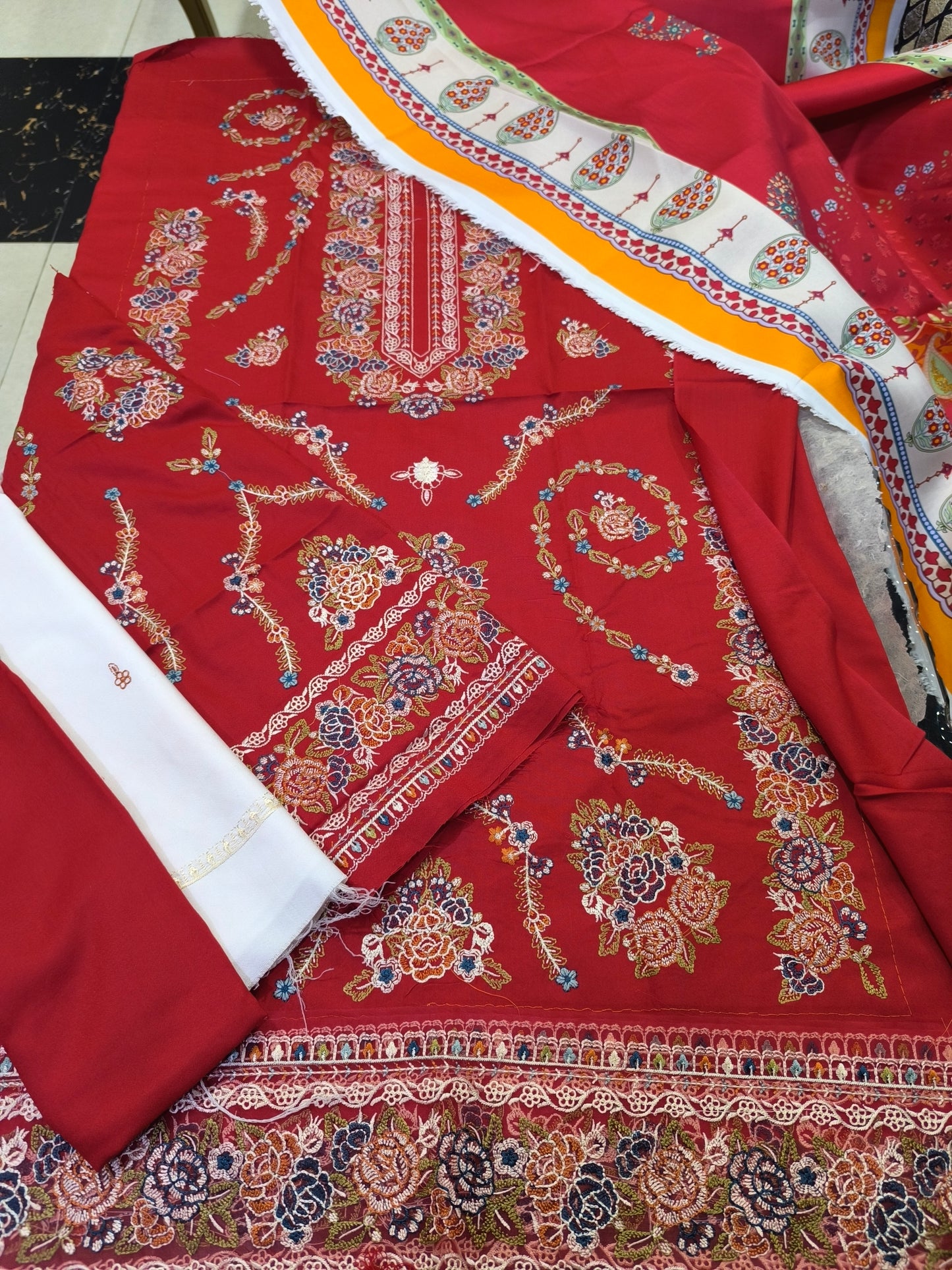 Zara Shahjahan Inspired 3PC Embroidered Dhanak Suit | Winter Collection RED