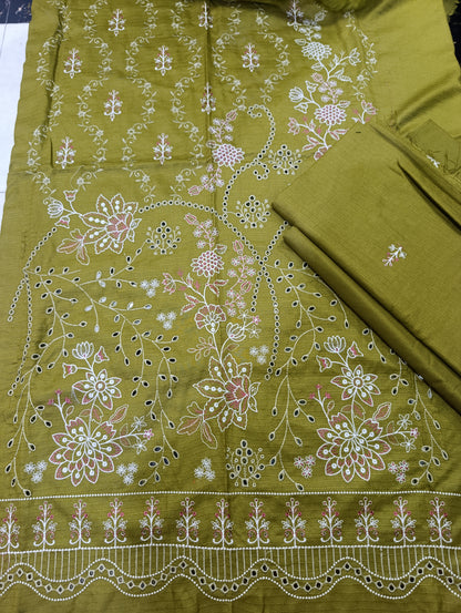 PC Dhanak Dress with Heavy Embroidery | Light Embroidered Sleeves & Back | Plain Trouser & Palachi Shawl DHAANI