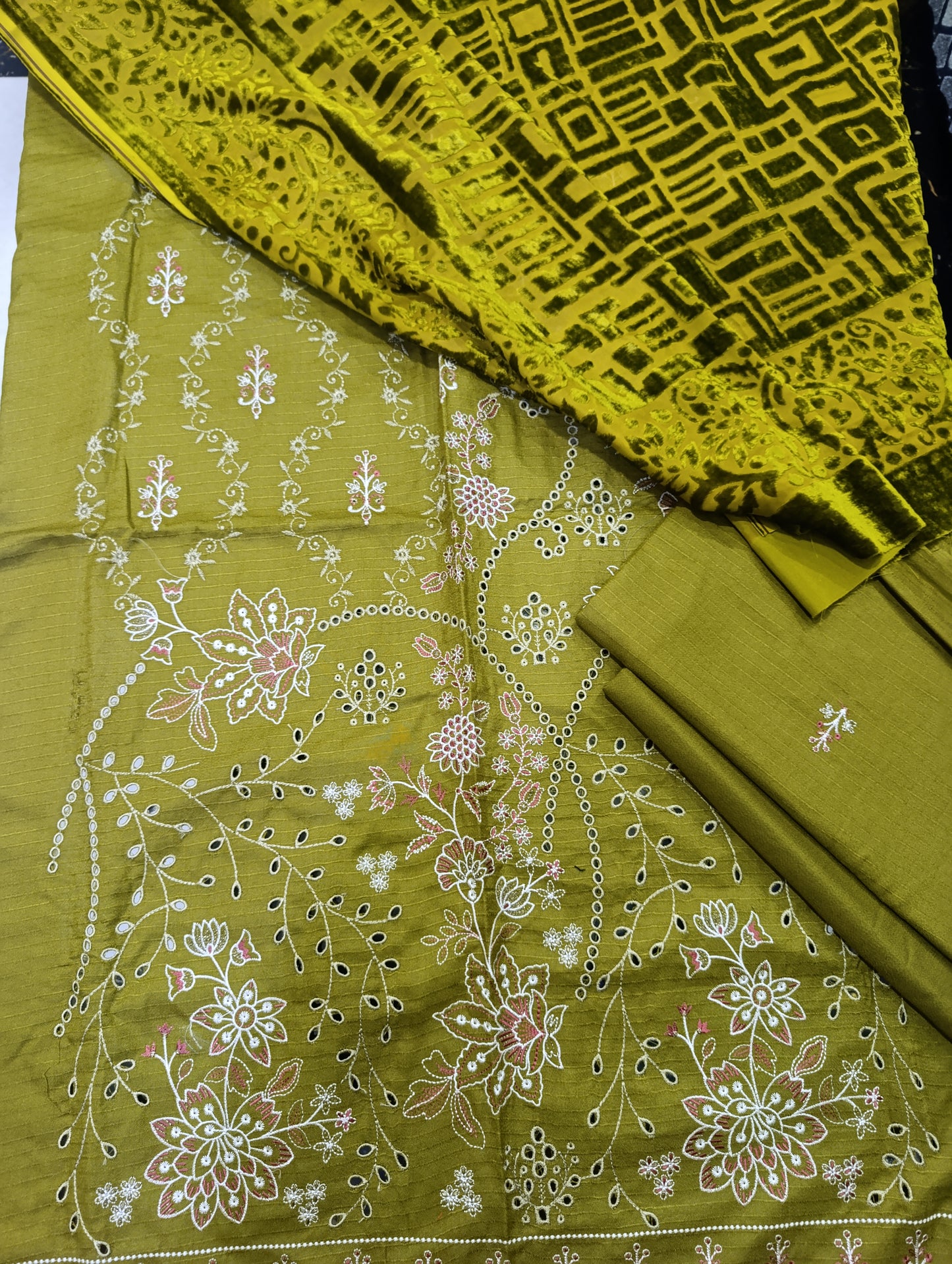 PC Dhanak Dress with Heavy Embroidery | Light Embroidered Sleeves & Back | Plain Trouser & Palachi Shawl DHAANI