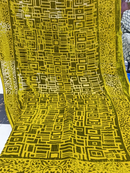 PC Dhanak Dress with Heavy Embroidery | Light Embroidered Sleeves & Back | Plain Trouser & Palachi Shawl DHAANI