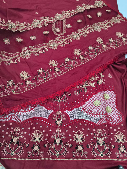 3-Piece Dhanak Winter Suit – Heavy Embroidered Shawl, Laser Cutwork Shirt & Trouser MAROON TULIP