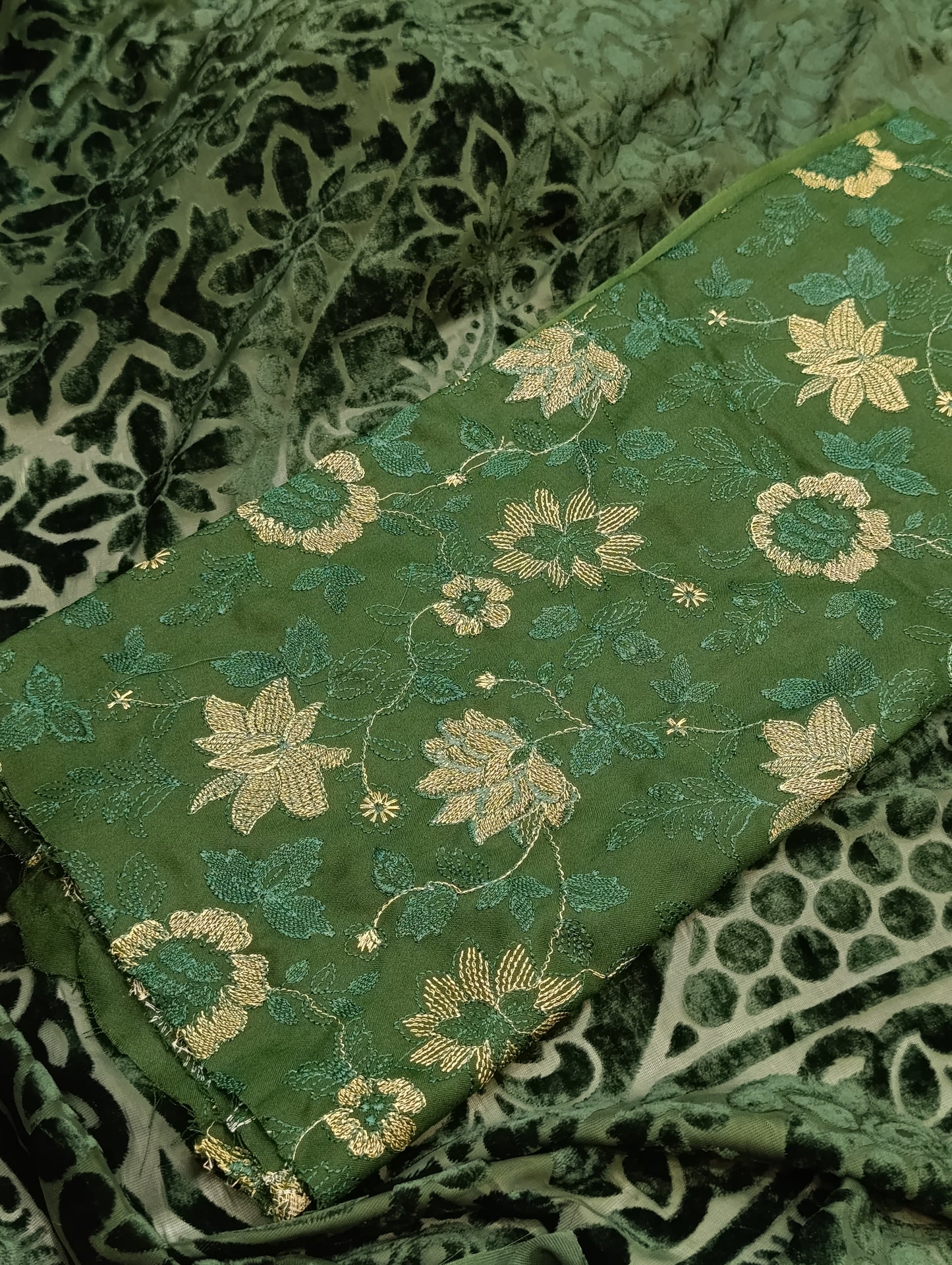 Palachi Shawl 3PC Dhanak Winter Suit green palachi flower