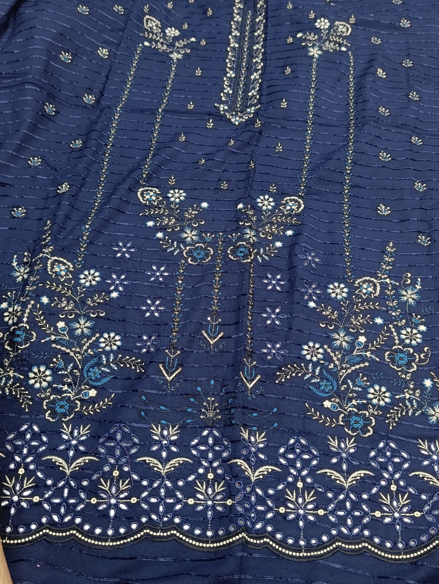 Asim Jofa Dupe 3PC Winter Dhanak Suit blue laari