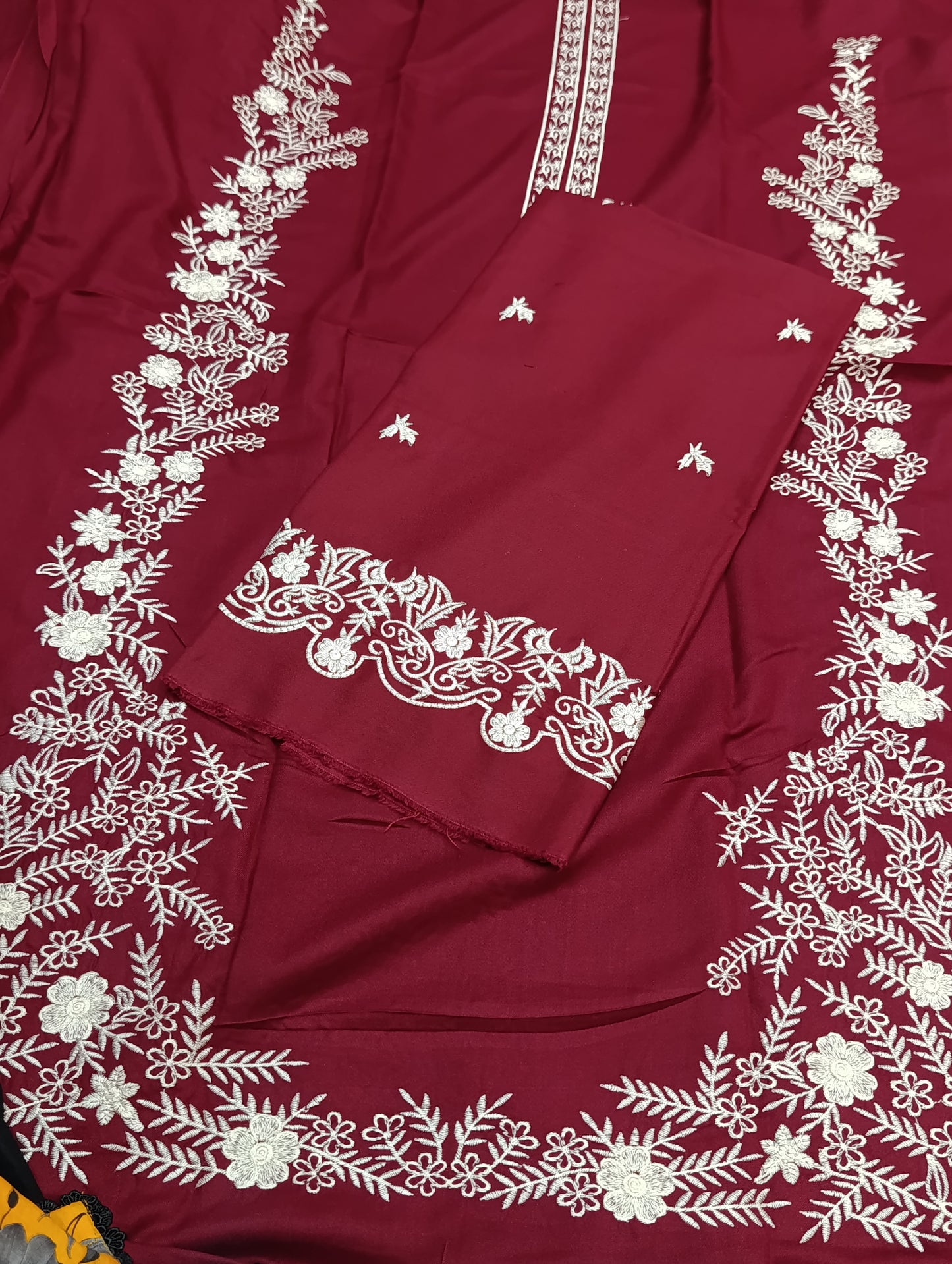 Winter Dhanak 2PC Suit – Side Chalk Embroidery Mehroon