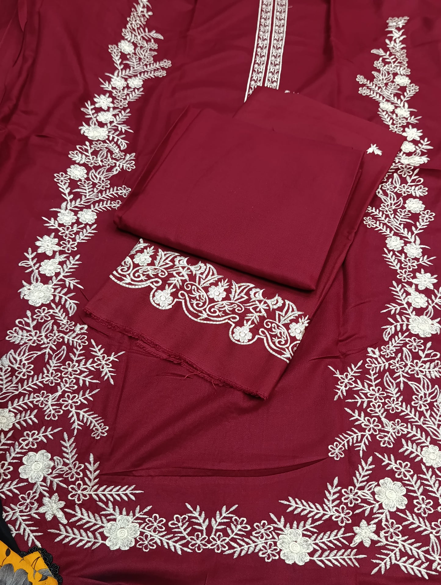 Winter Dhanak 2PC Suit – Side Chalk Embroidery Mehroon