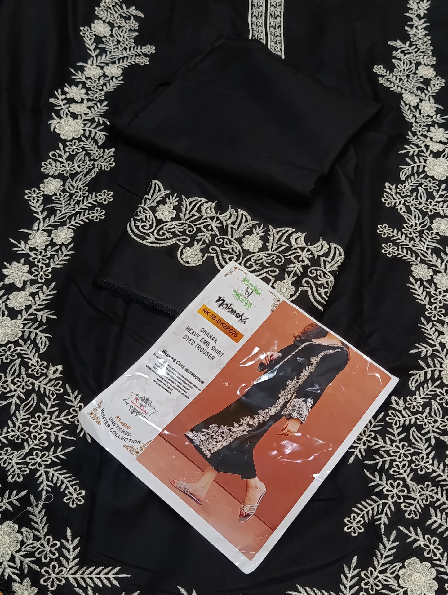 Winter Dhanak 2PC Suit – Side Chalk Embroidery blacl