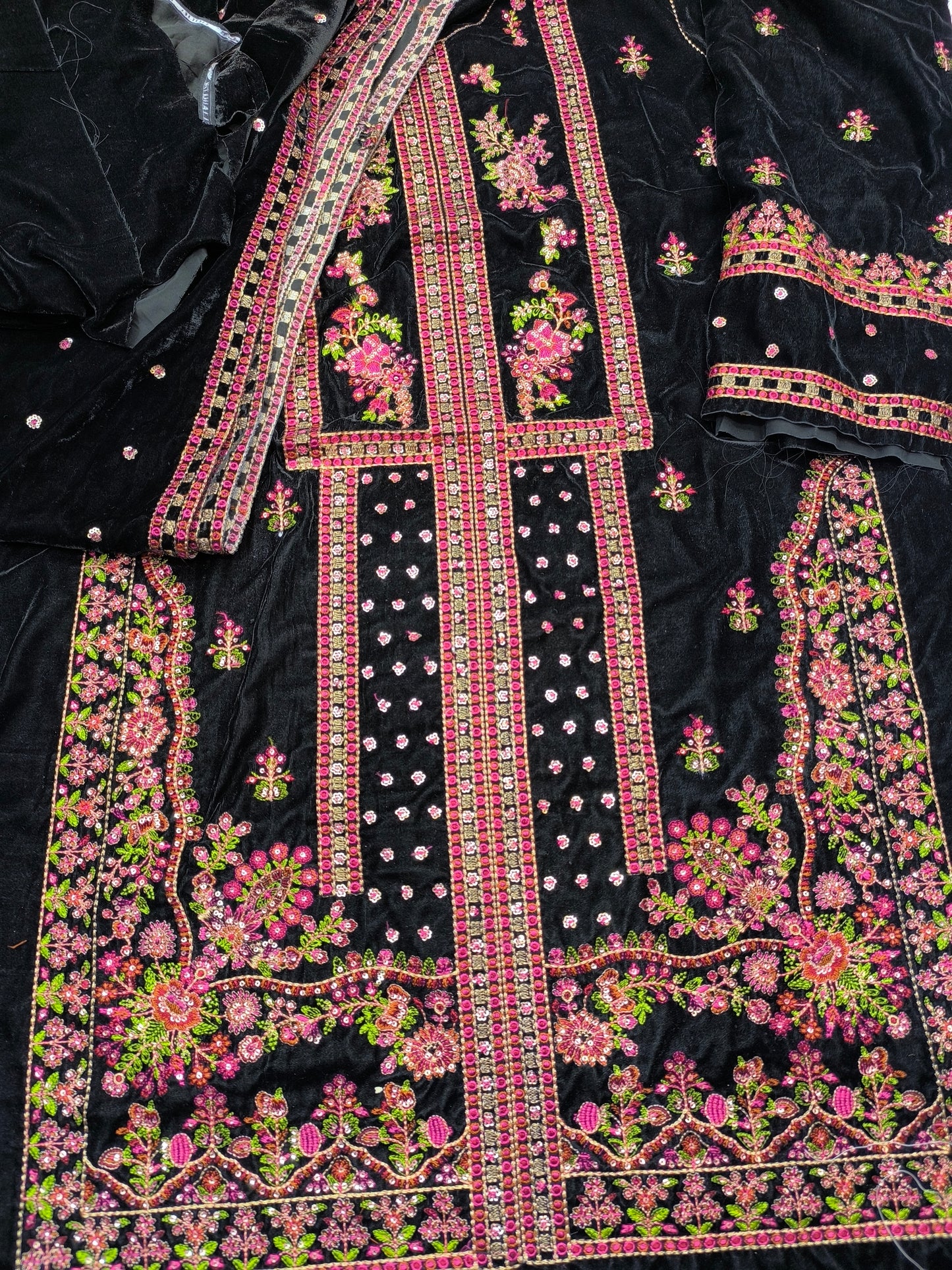 Aneel’s Luxury Velvet Suit – Heavy Embroidered Formal Wear BLACK