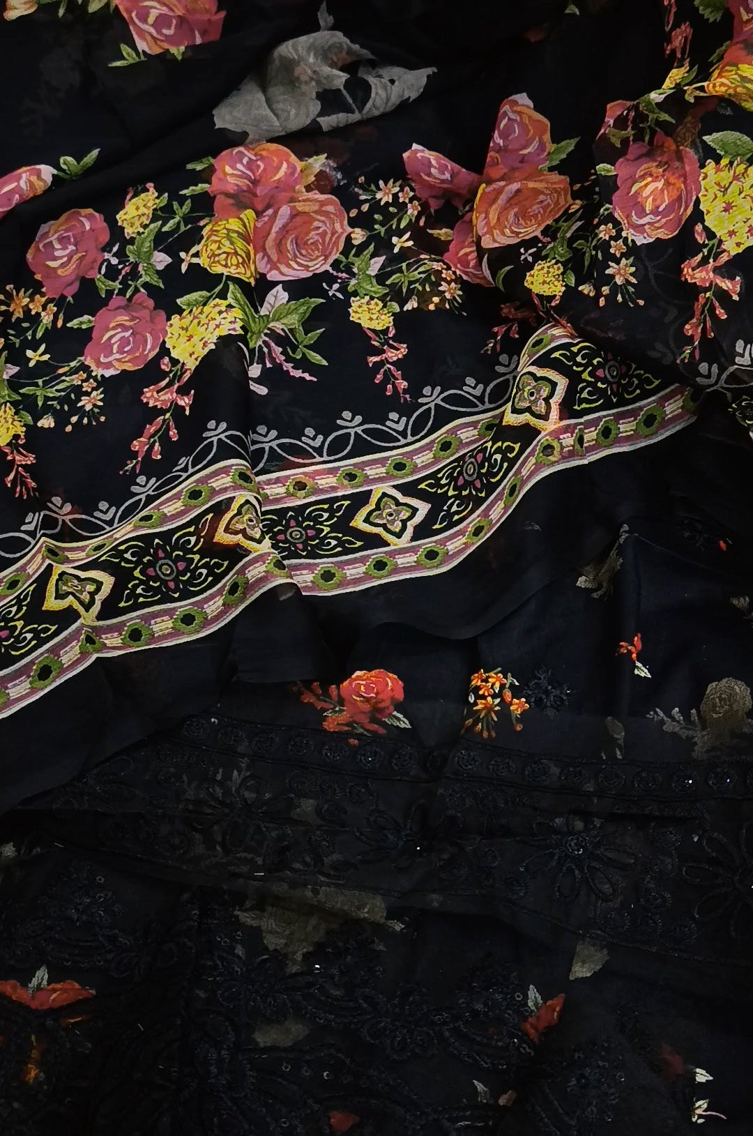 3pc limited iznik black lawn