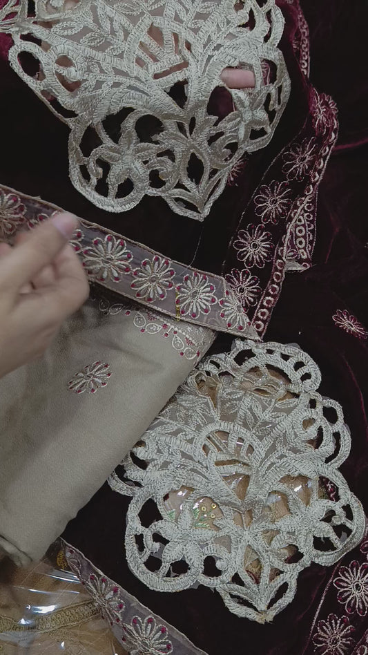 3pc Winter dhanak with valvet shawl Motiya