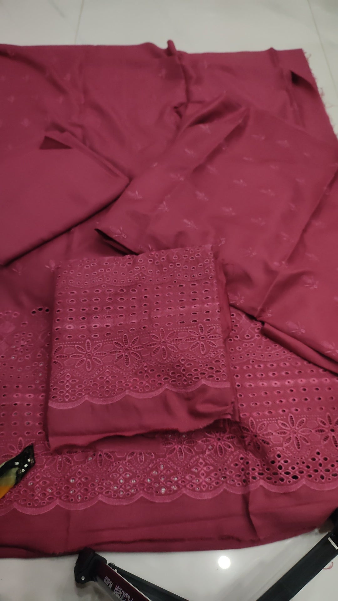2pc  peechy pink bareeze chicken Kari